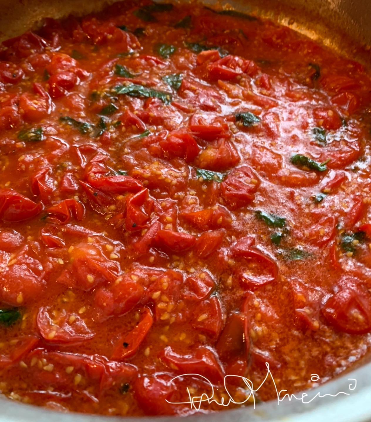 Dan Mancini's easy tomato sauce from scratch